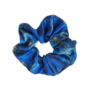 کش مو زنانه مدل اسکرانچی ساتن ابریشم طرح ونگوک