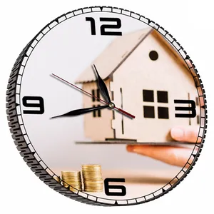 ساعت دیواری مدل خانه