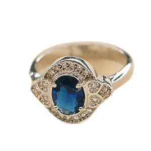 انگشتر نقره زنانه مدل ویرا کد RS038