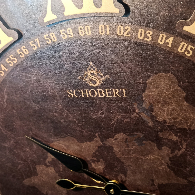 ساعت دیواری شوبرت مدل 6774