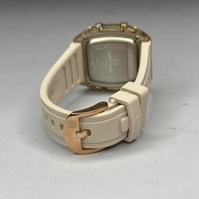 ساعت مچی عقربه ای زنانه نیوی فورس مدل Nf7102