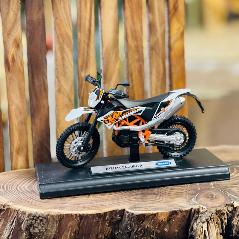 موتور بازی ولی مدل KTMM_690 ENDURO R کد F_542