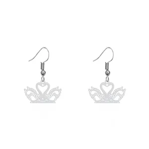 گوشواره زنانه هایکا طرح قو مدل ha-364