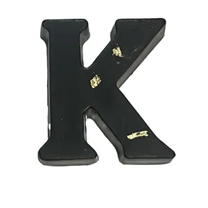 استند رومیزی تزیینی مدل  حرف K