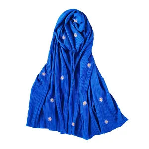 شال زنانه مدل بابونه گلدوزی شده