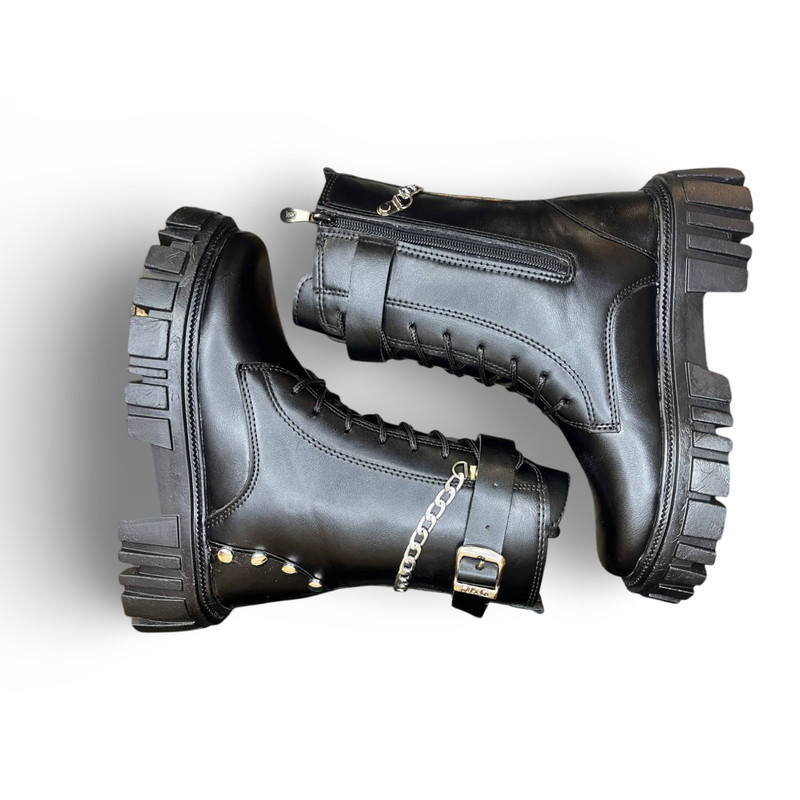 نیم بوت زنانه مدل زنجیردار