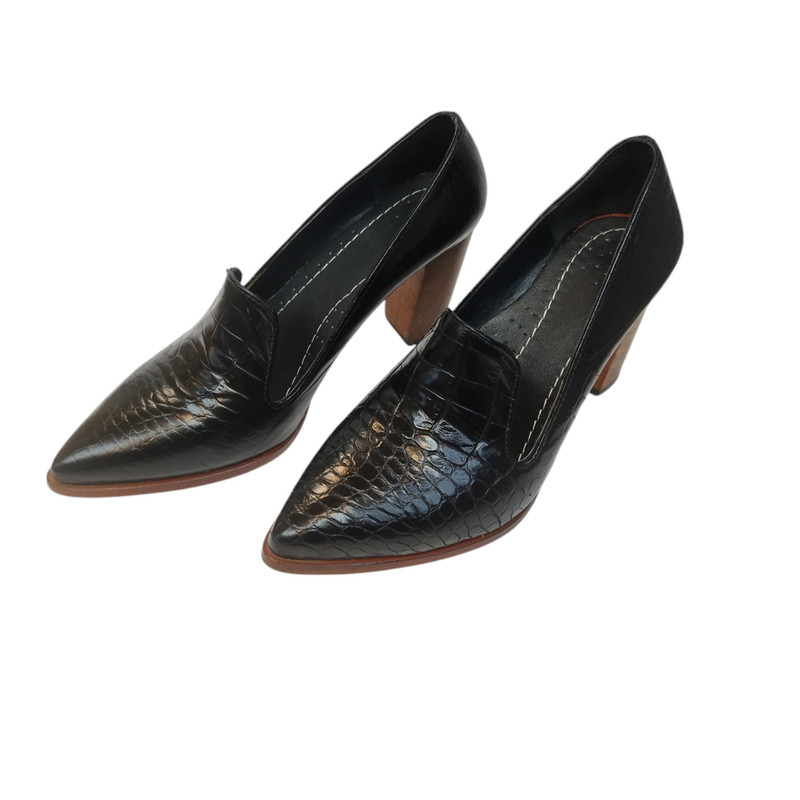 کفش زنانه مدل PZM 417 CHR چرم طبیعی رنگ مشکی