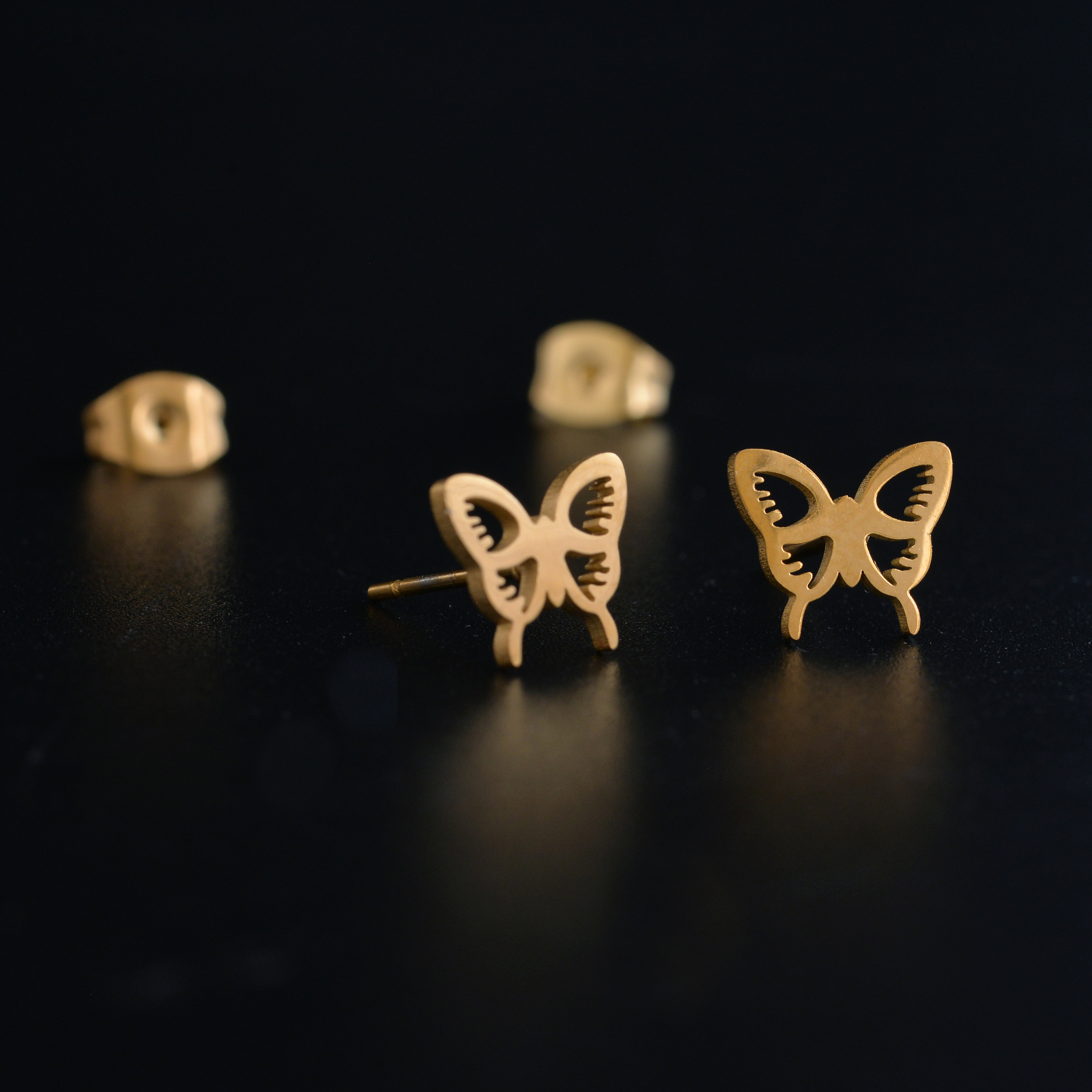 گوشواره زنانه ماصرم مدل پروانه کد ER2012