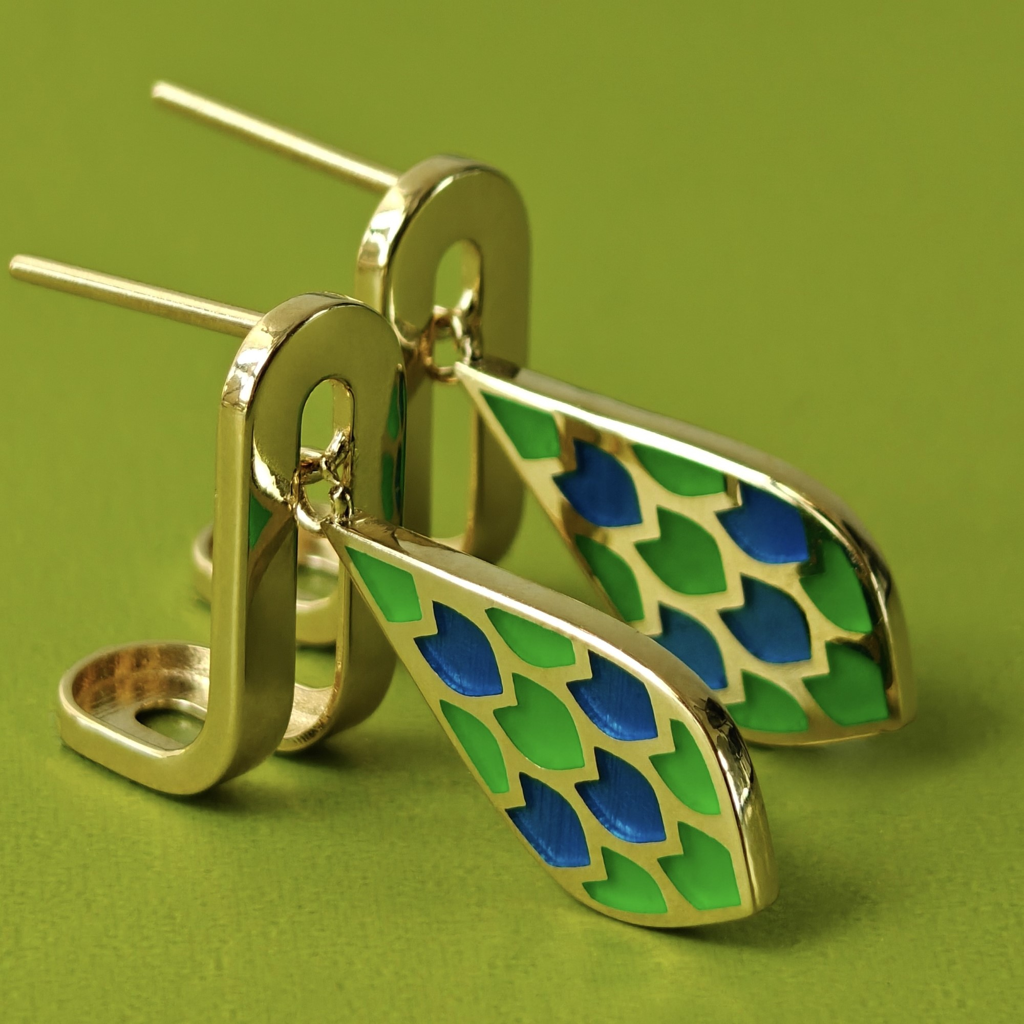 گوشواره طلا 18 عیار زنانه درگونه مدل پرنده پارسی