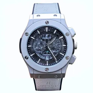 ساعت مچی عقربه‌ای مردانه هابلوت مدل اسکلتون