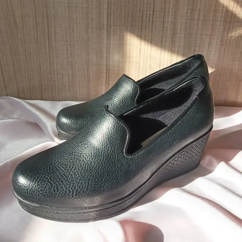 کفش طبی زنانه مدل لژدار