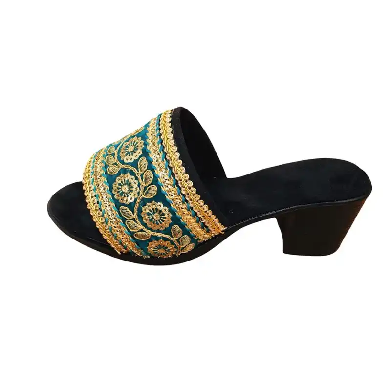 صندل زنانه مدل دست ساز