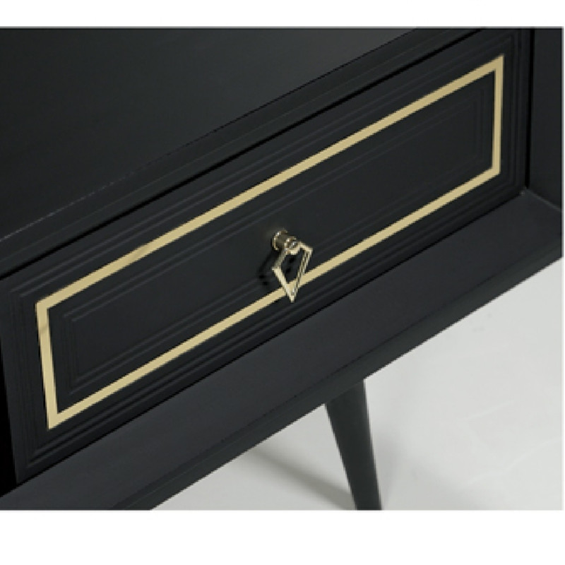 میز تلویزیون مدل کلاسیک