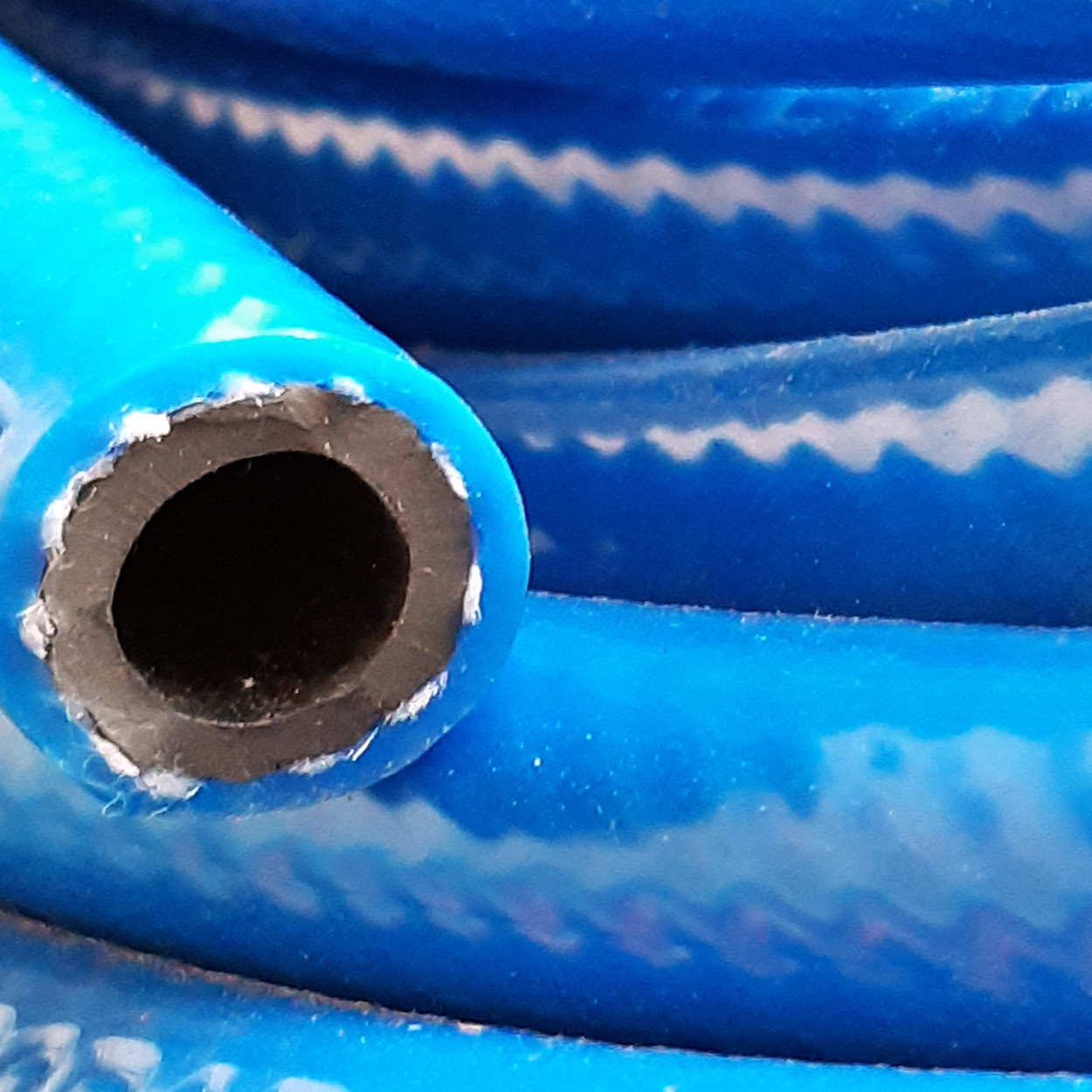 شلنگ هوا میلان مدل AT-00820