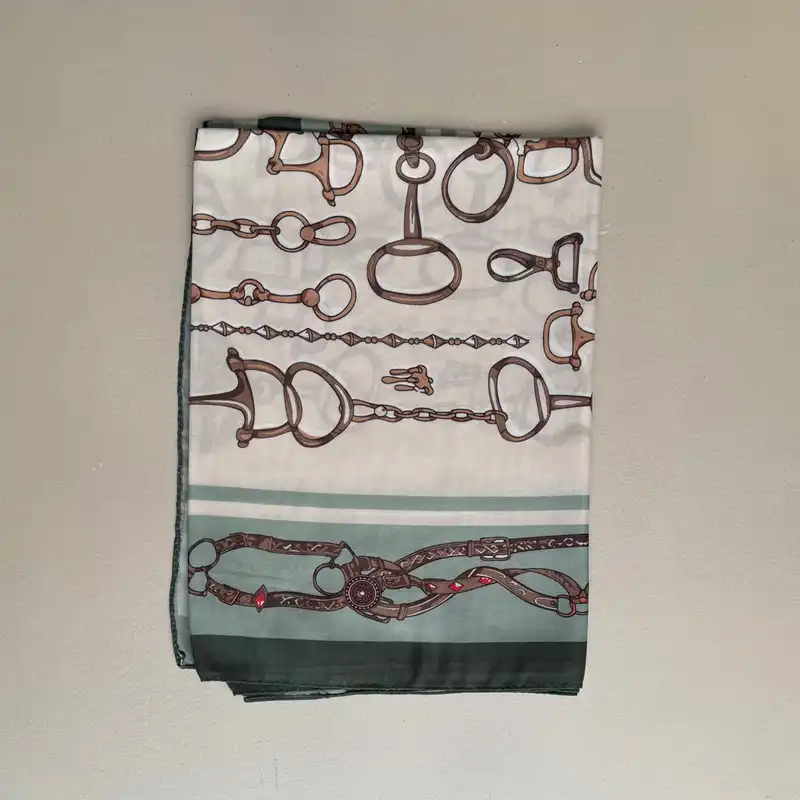 شال زنانه مدل نخی حاشیه زنجیری چهار فصل