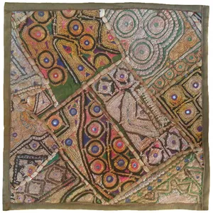 رومیزی سوزن دوزی مدل عسلی کد ZAR31