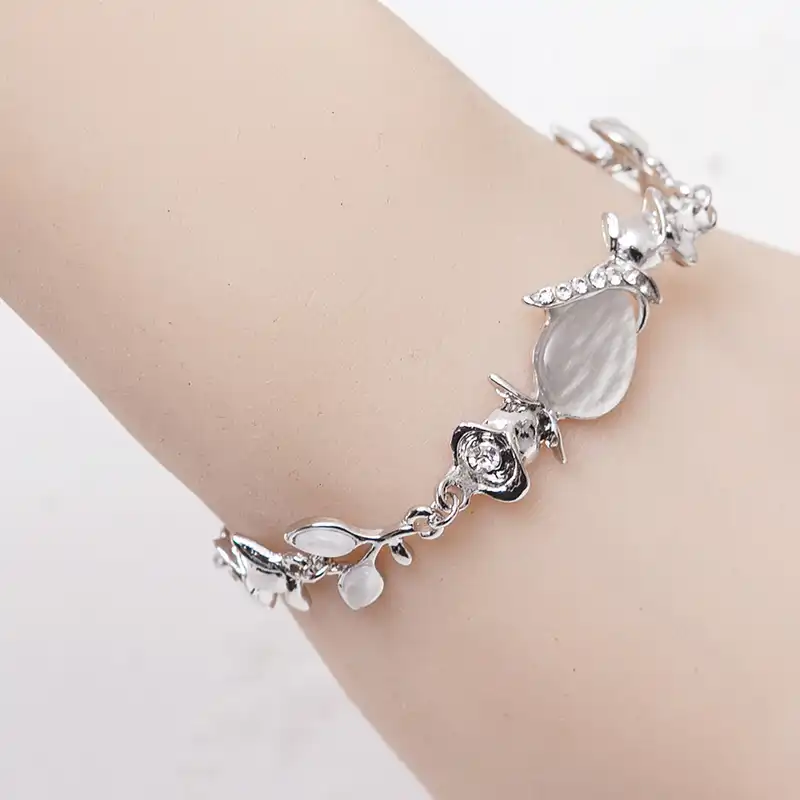 دستبند زنانه مدل صدفی کد 00698