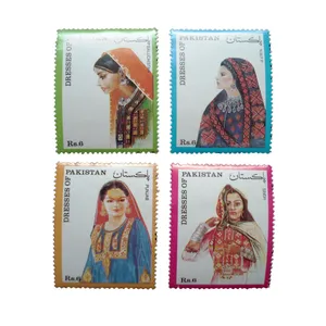 تمبر یادگاری مدل لباس محلی کد DS2343 مجموعه 4 عددی