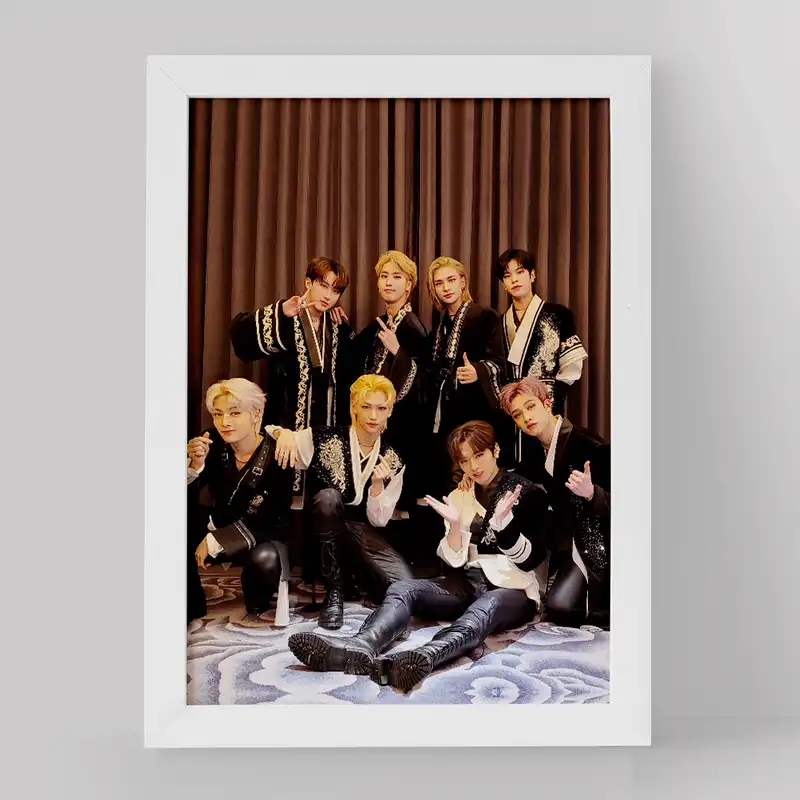 تابلو خندالو مدل گروه استری کیدز Stary Kids کد 16915