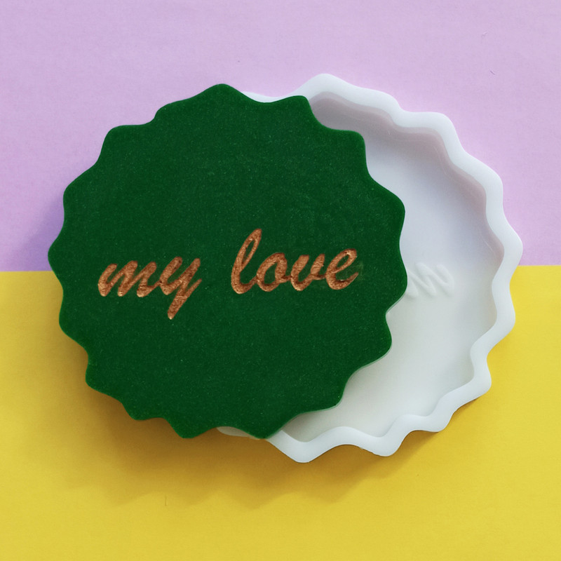 قالب رزین مدل زیر لیوانی کد MV1