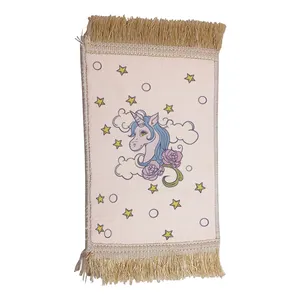 فرش ماشینی دیوارکوب مدل یونیکورن کد 41