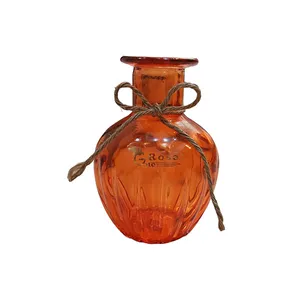 گلدان دکوری مدل شیشه ای طرح مروارید