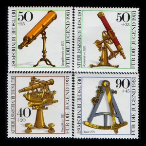 تمبر یادگاری مدل خارجی مجموعه 4  عددی