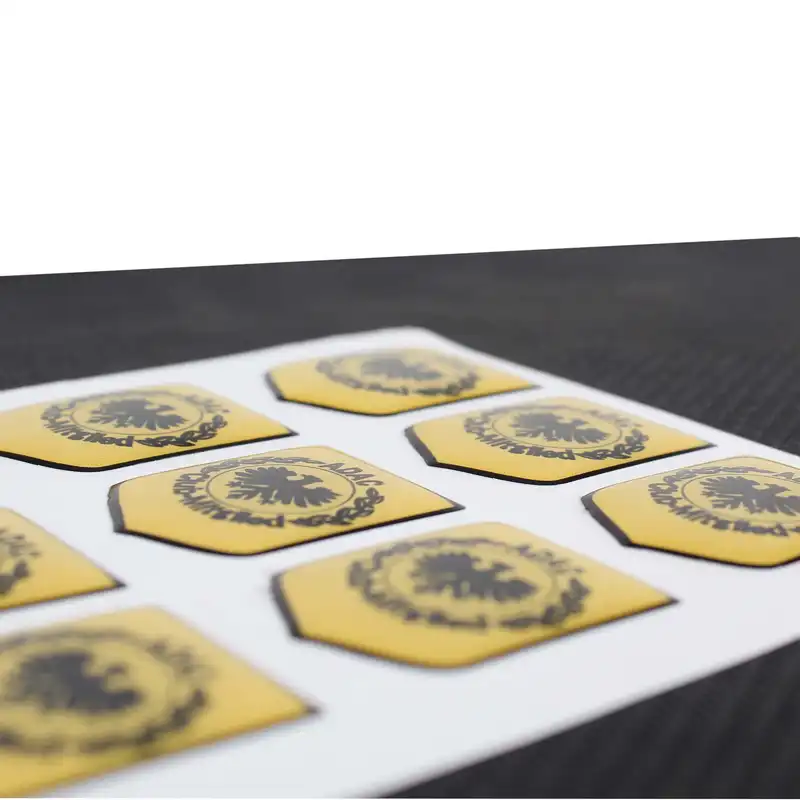 آرم خودرو مدل آداک بسته  2 عددی