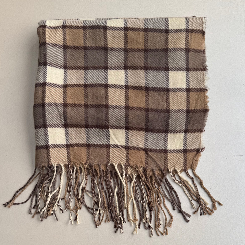 شال گردن زنانه مدل موهر چهارخانه مربعی ریز ریش ریشی کد 15