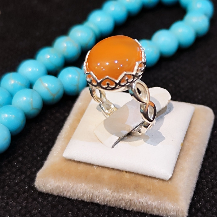 انگشتر نقره زنانه مدل سنگ عقیق یمانی کد 609 انگشتر نقره زنانه مدل سنگ عقیق یمانی کد 609