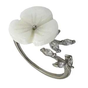 انگشتر مدل گل کد R4645