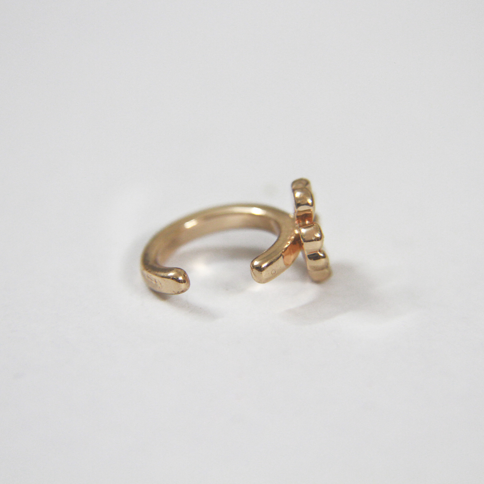 پیرسینگ گوش زنانه مدل گلدار کد BD 19 مجموعه 3 عددی پیرسینگ گوش زنانه مدل گلدار کد BD 19 مجموعه 3 عددی