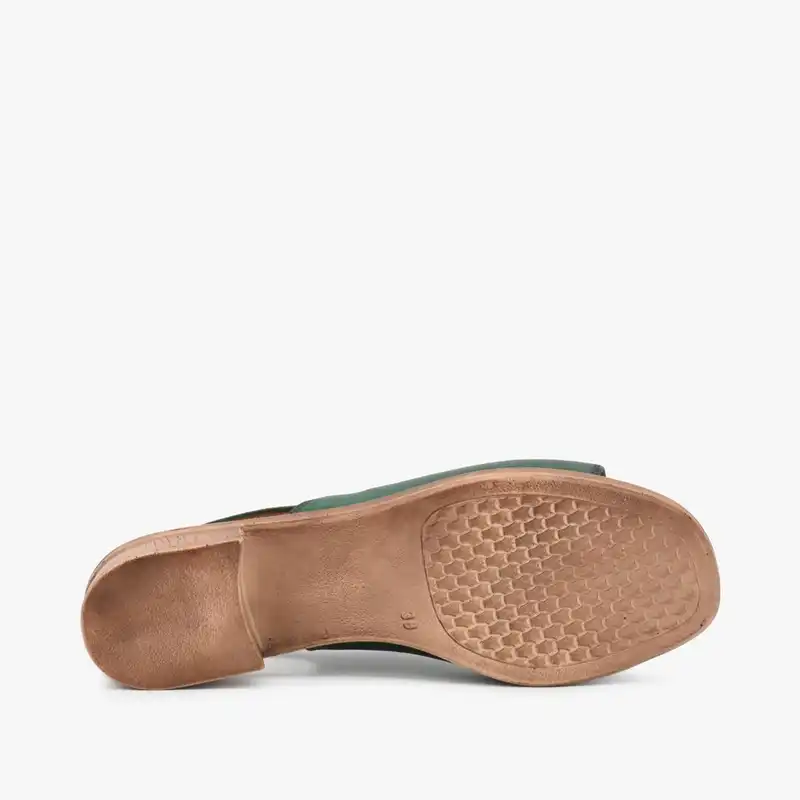 صندل زنانه چرم تهران مدل L69S