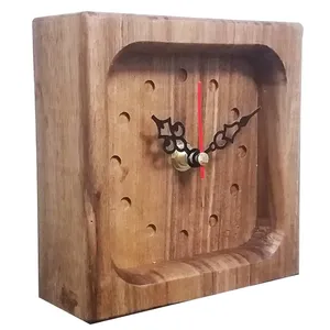 ساعت رو میزی چوبی طرح مربع کد 1
