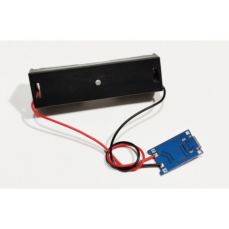 شارژر باتری لیتیومی مدل 18650 کد TC_1a بسته 4 عددی