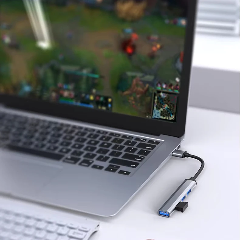 عکس شماره 7 : هاب usb-c چهار پورت usb توزو مدل flow