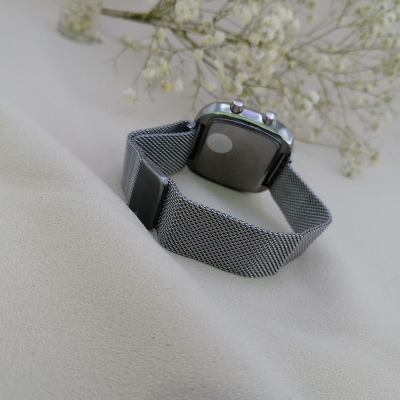 ساعت مچی دیجیتال مدل مگنتی کد 528-19