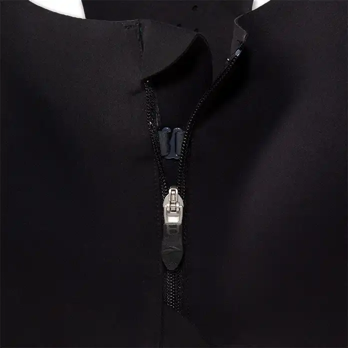 نیم تنه ورزشی زنانه بروکس مدل dare zip 250083001