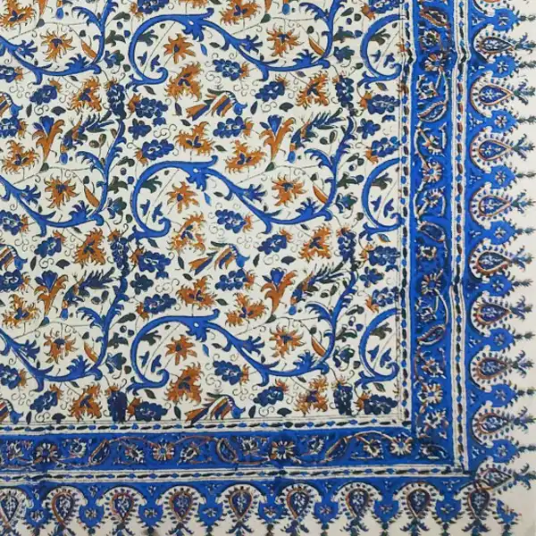 رومیزی قلمکار مدل باغ انگور