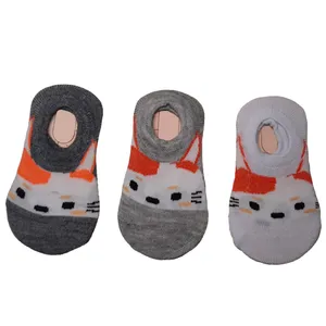 جوراب بچگانه طرح گربه مجموعه 3 عددی کد 02