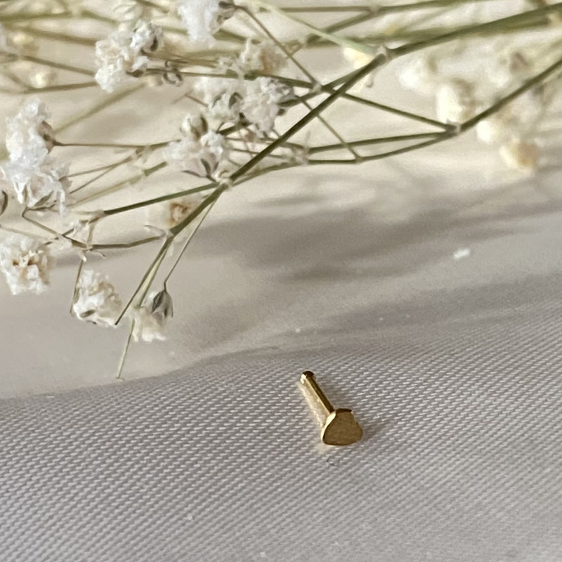 پیرسینگ بینی زنانه مدل قلب