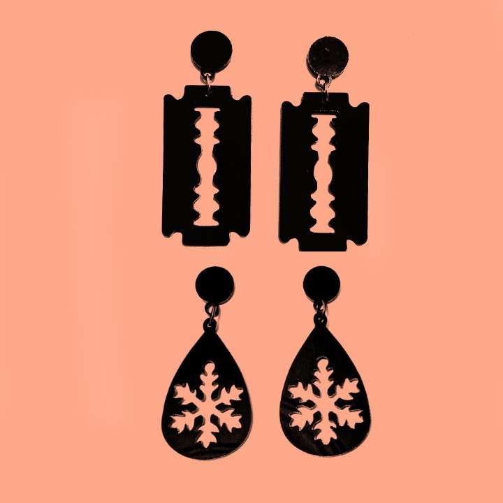 گوشواره زنانه مدل تیغ و برف کد E.TGH.BRF مجموعهی دو عددی گوشواره زنانه مدل تیغ و برف کد E.TGH.BRF مجموعهی دو عددی