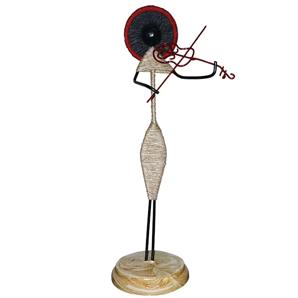 تندیس مفتولی طرح دخترک ویولونیست