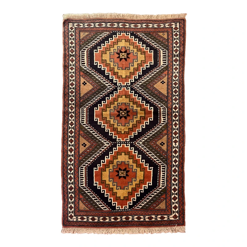 فرش دستباف کناره طول سه متر مدل کردی کد NKP.RJ11