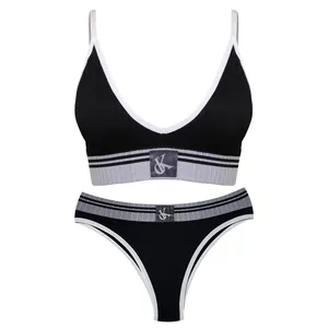 ست نیم تنه و شورت ورزشی زنانه ماییلدا مدل بدون فنر پددار کد 4751