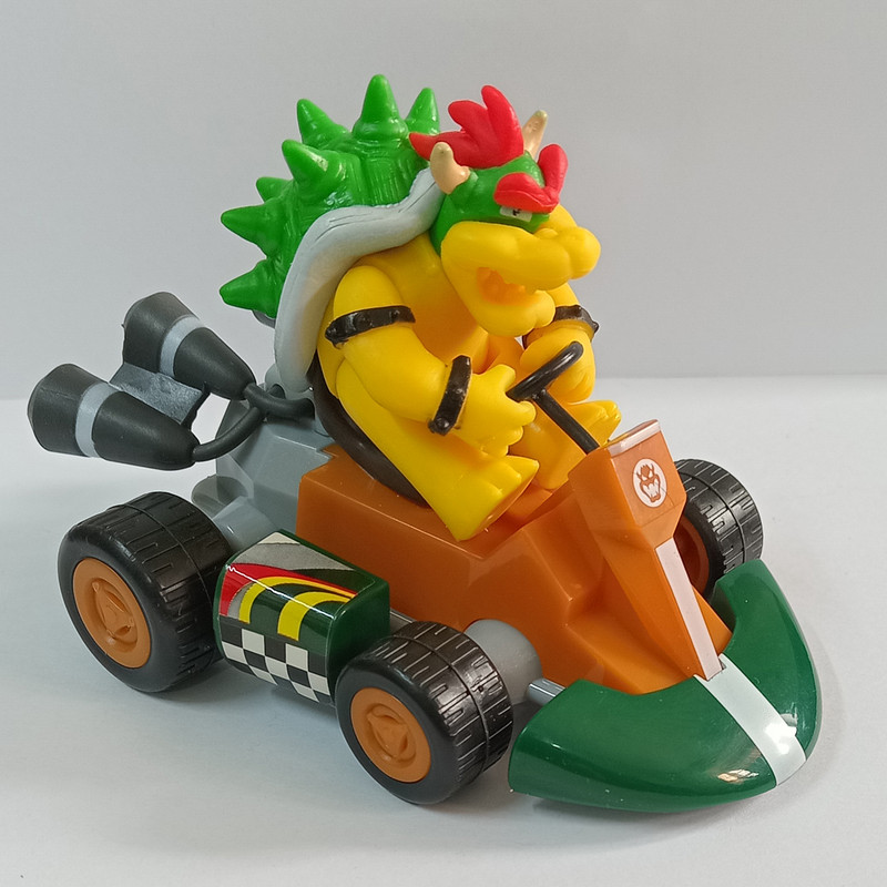 اکشن فیگور مدل Bowser car