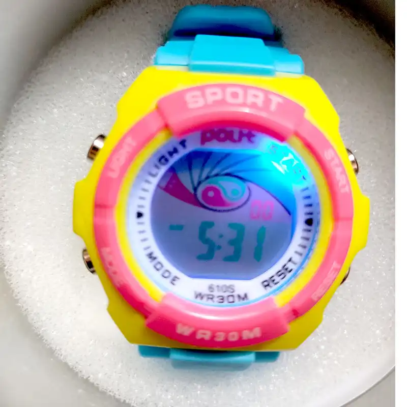 ساعت مچی دیجیتال مدل poli887