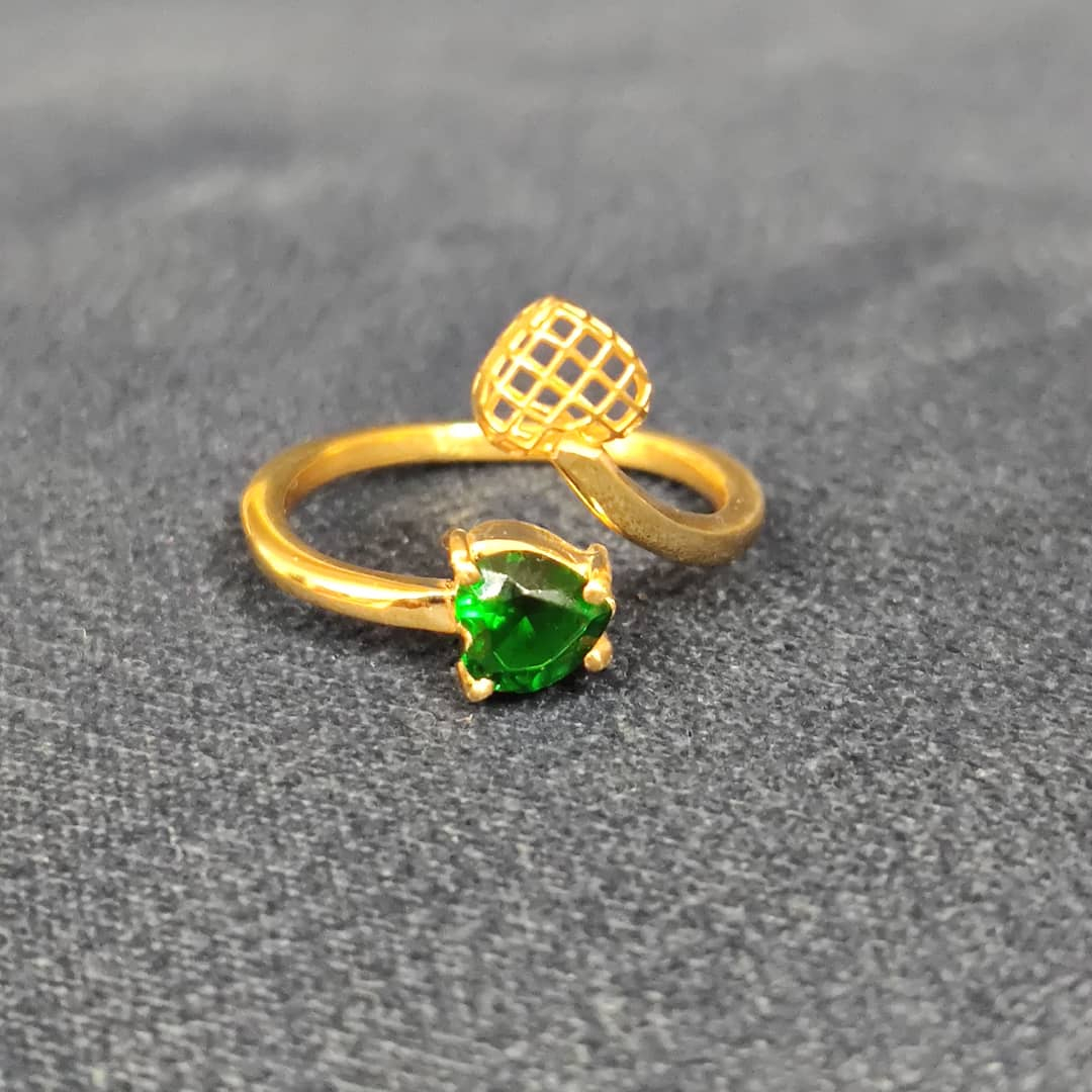  انگشتر طلا 18 عیار زنانه قیراط مدل GH188