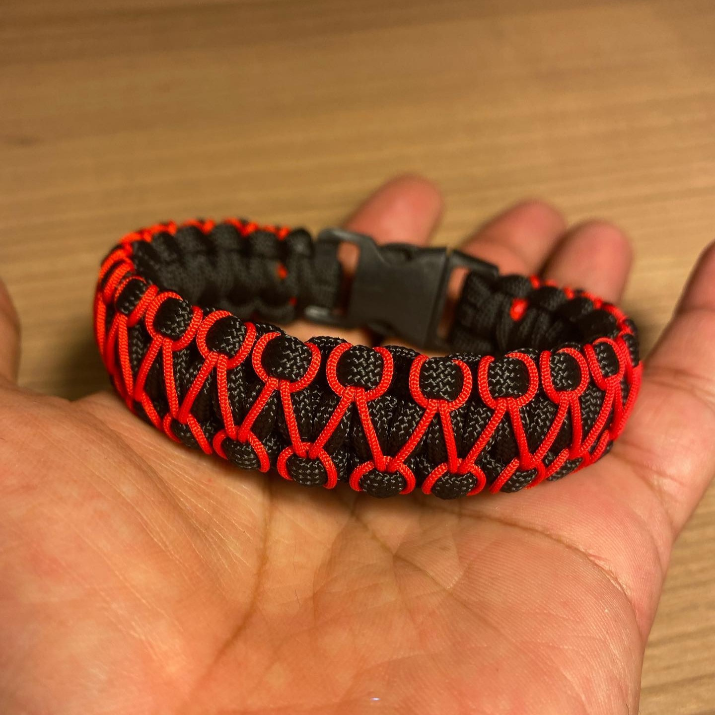 دستبند مدل بافت کد cobra