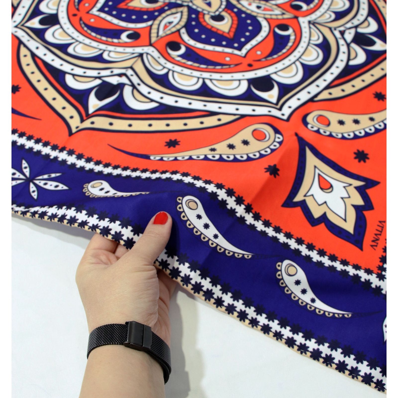 روسری زنانه مدل ابریشم توییل قواره 90 طرح بته جقه کد ana-2931 -  - 7